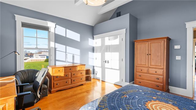 3 Doris Terrace, Newport, RI 02840