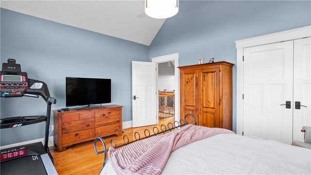 3 Doris Terrace, Newport, RI 02840