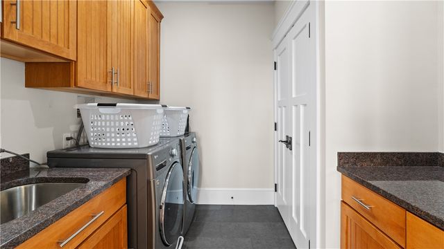 3 Doris Terrace, Newport, RI 02840