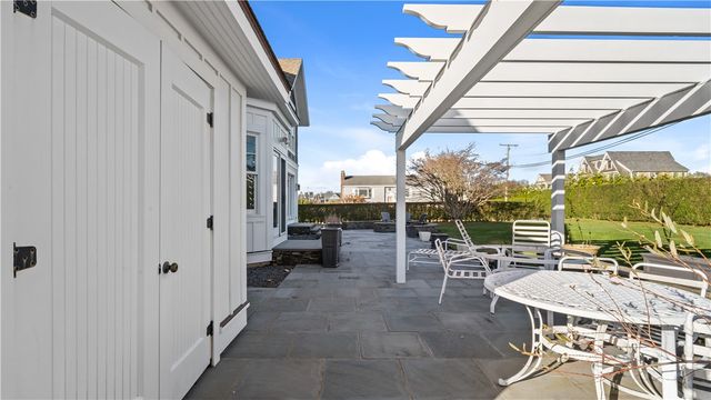 3 Doris Terrace, Newport, RI 02840