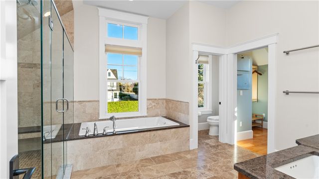 3 Doris Terrace, Newport, RI 02840