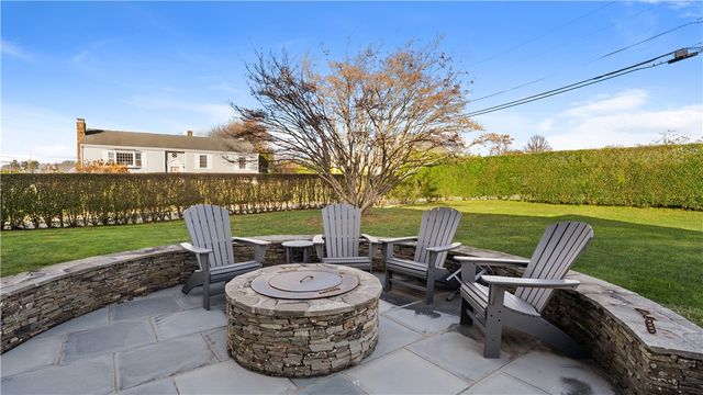 3 Doris Terrace, Newport, RI 02840
