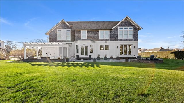 3 Doris Terrace, Newport, RI 02840