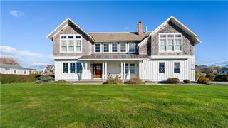 3 Doris Terrace, Newport, RI 02840
