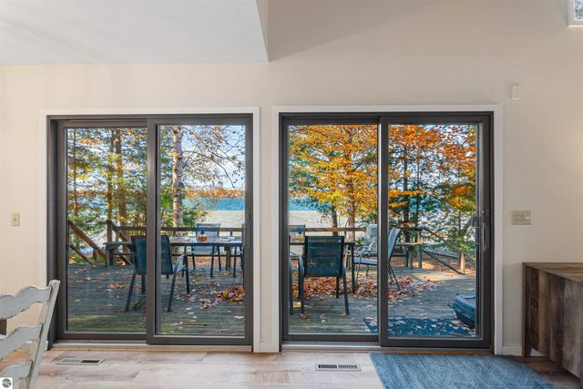 1335 W Outer Drive, Traverse City, MI 49685