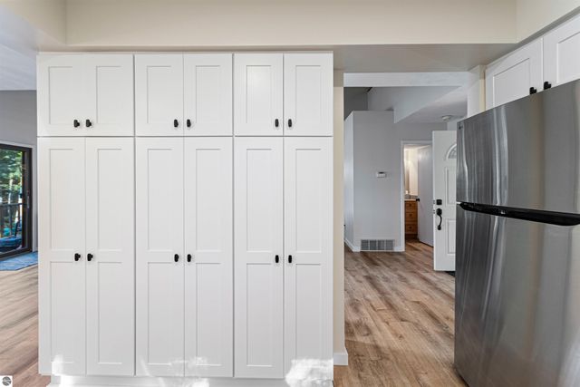 1335 W Outer Drive, Traverse City, MI 49685