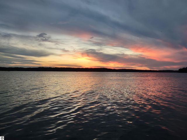 1335 W Outer Drive, Traverse City, MI 49685