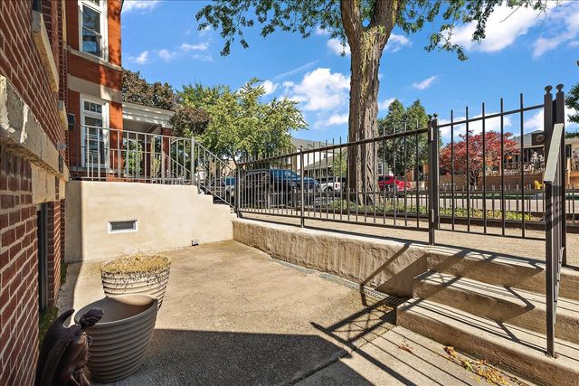 3640 S Lowe Avenue, Chicago, IL 60609