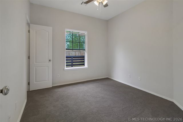 2602 SW Wolf Run Drive, Claremore, OK 74019