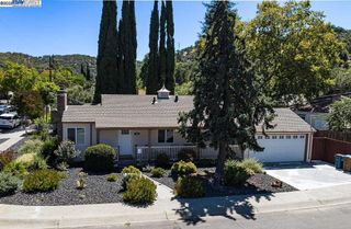 330 H Street, Martinez, CA 94553