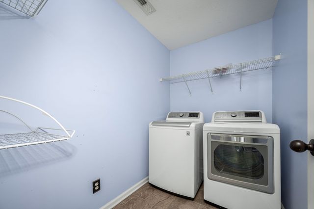 940 Smoots Dr, Clarksville, TN 37042