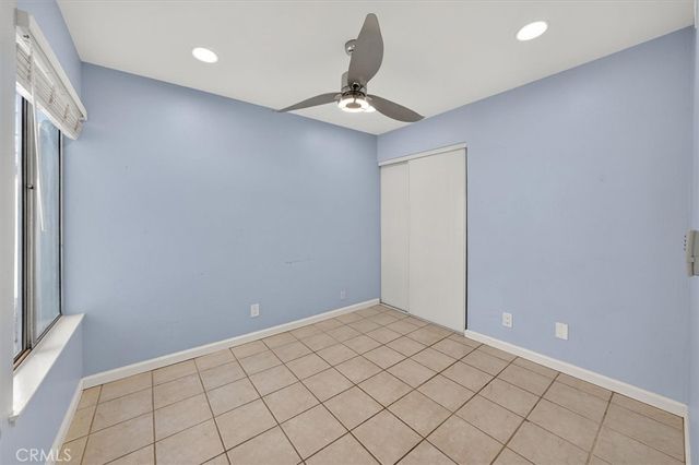 25897 Ramillo, Valencia, CA 91355