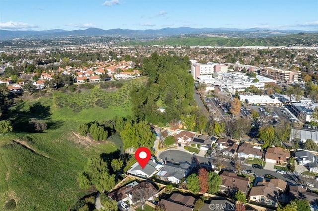 25897 Ramillo, Valencia, CA 91355