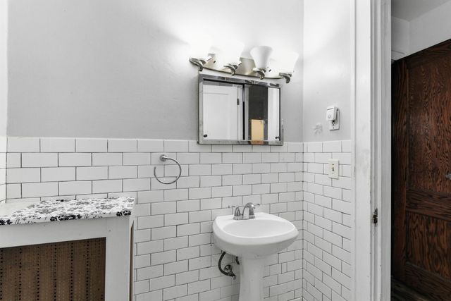 1140 Maryland Avenue E, Saint Paul, MN 55106