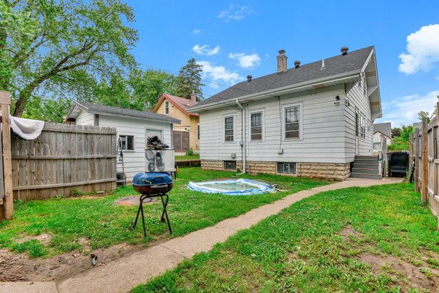 1140 Maryland Avenue E, Saint Paul, MN 55106