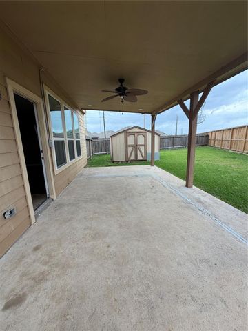 2307 Cloudy Bay Drive, Fresno, TX 77545