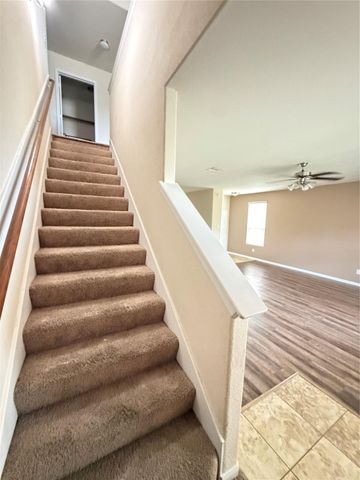 2307 Cloudy Bay Drive, Fresno, TX 77545