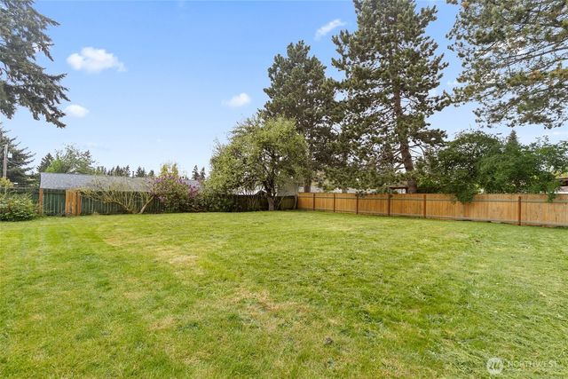 30657 1st Place SW, Federal Way, WA 98023