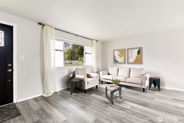 30657 1st Place SW, Federal Way, WA 98023