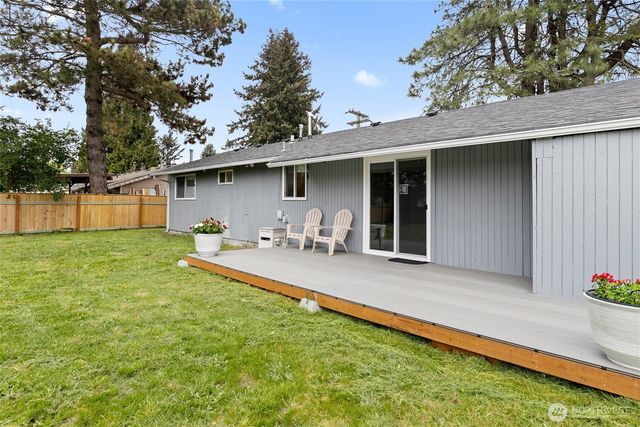 30657 1st Place SW, Federal Way, WA 98023