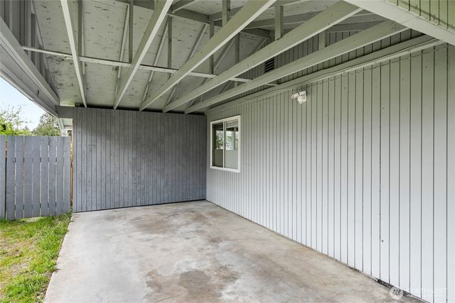 30657 1st Place SW, Federal Way, WA 98023