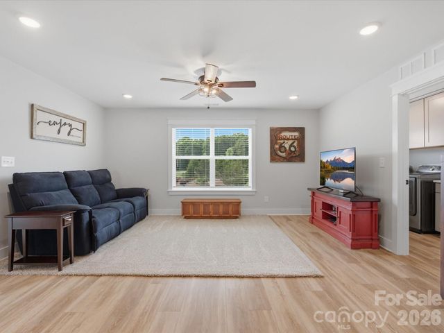 852 Yucatan Drive, Waxhaw, NC 28173