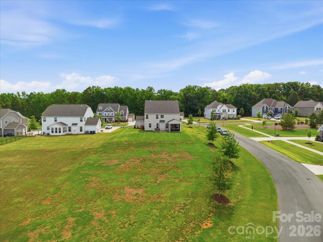 852 Yucatan Drive, Waxhaw, NC 28173