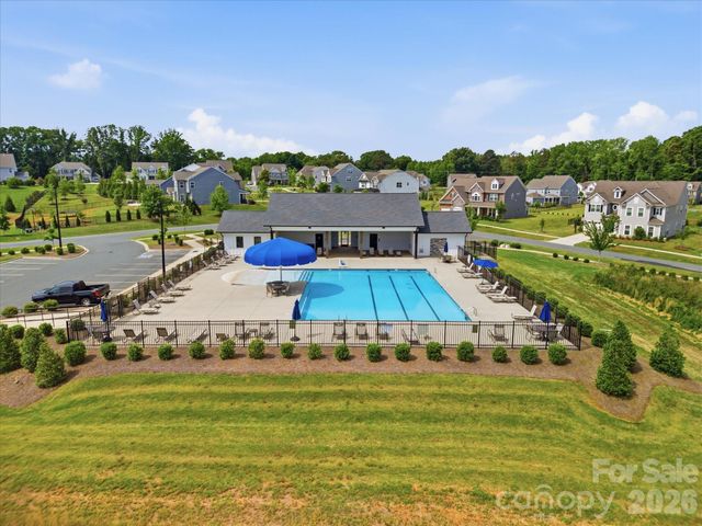 852 Yucatan Drive, Waxhaw, NC 28173
