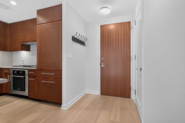 580 Washington Street 601, Boston, MA 02111