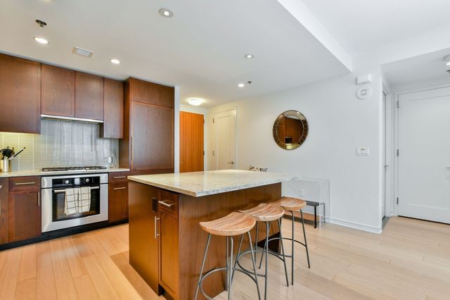 580 Washington Street 601, Boston, MA 02111