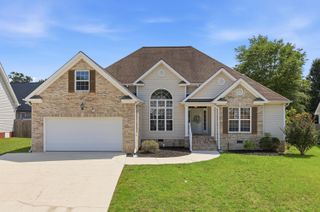 8058 Squirrel Wood Court, Ooltewah, TN 37363