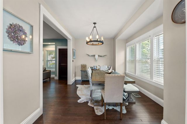 1170 24TH AVENUE N, St Petersburg, FL 33704