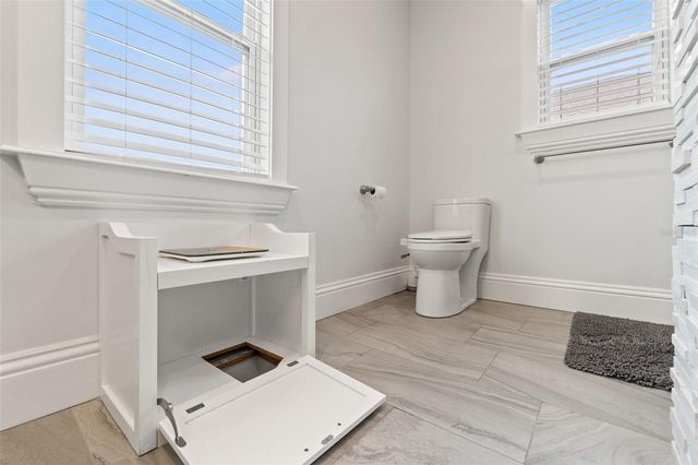 1170 24TH AVENUE N, St Petersburg, FL 33704