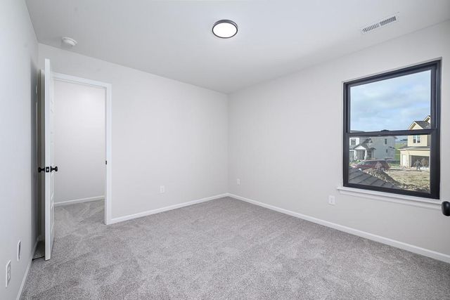 1627 N 156th Street, Basehor, KS 66007