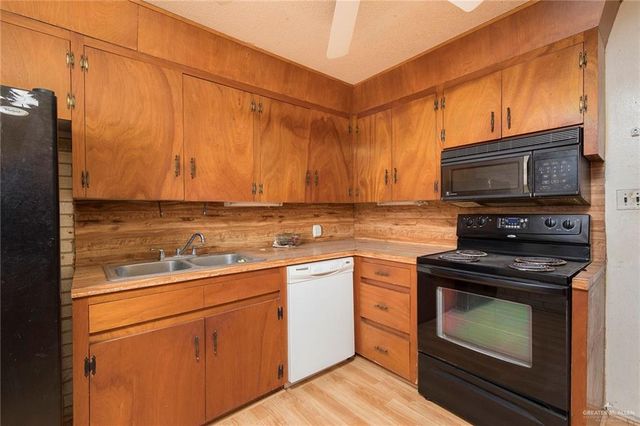 1022 S Richmond Drive, Pharr, TX 78577