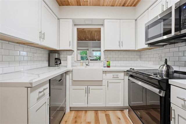 135 Elysian Way NW, Atlanta, GA 30327