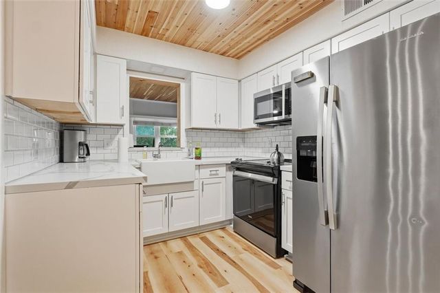 135 Elysian Way NW, Atlanta, GA 30327