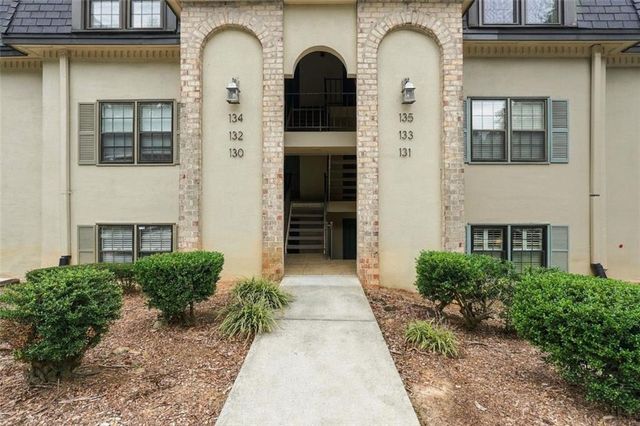 135 Elysian Way NW, Atlanta, GA 30327