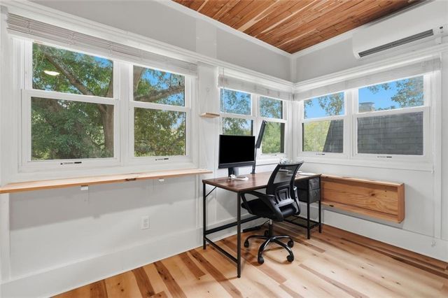 135 Elysian Way NW, Atlanta, GA 30327