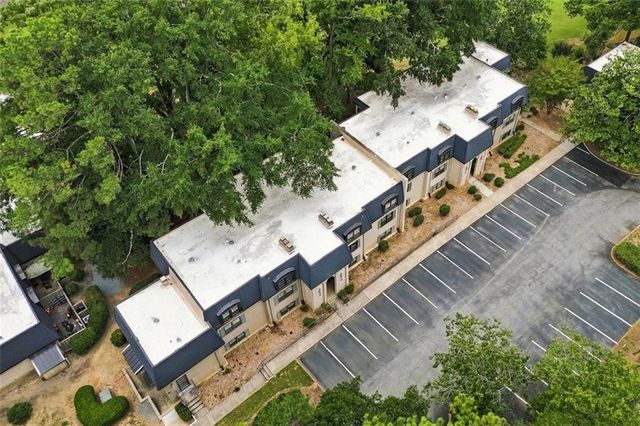 135 Elysian Way NW, Atlanta, GA 30327