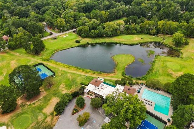 135 Elysian Way NW, Atlanta, GA 30327