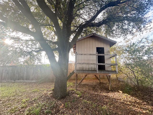 2641 Arlington Lane, Lancaster, TX 75134