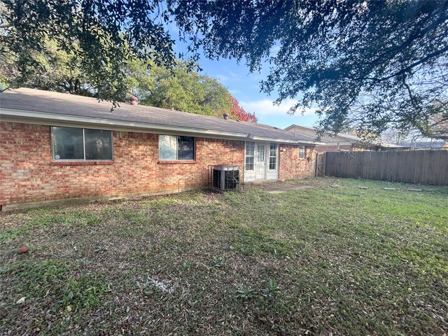 2641 Arlington Lane, Lancaster, TX 75134