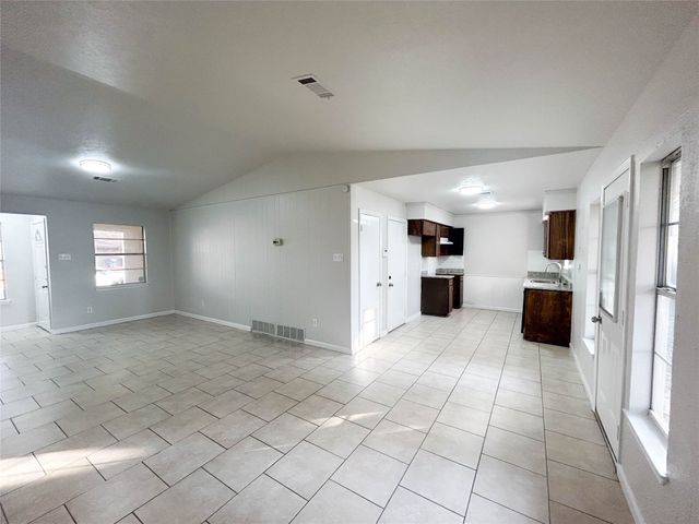 2641 Arlington Lane, Lancaster, TX 75134
