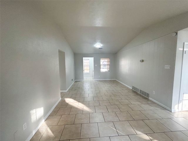 2641 Arlington Lane, Lancaster, TX 75134