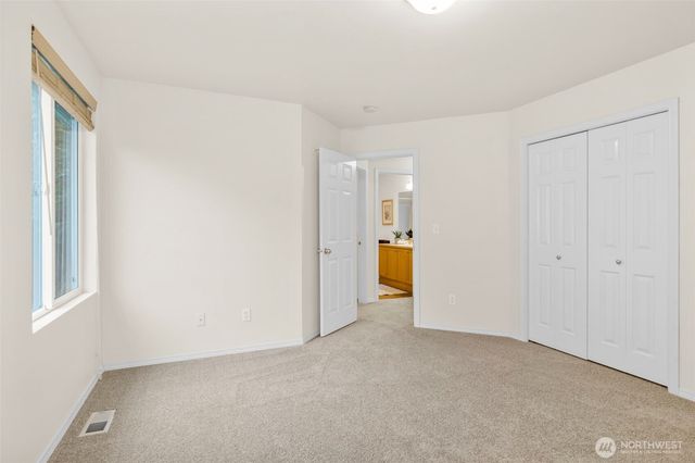 28113 150th Place SE, Kent, WA 98042