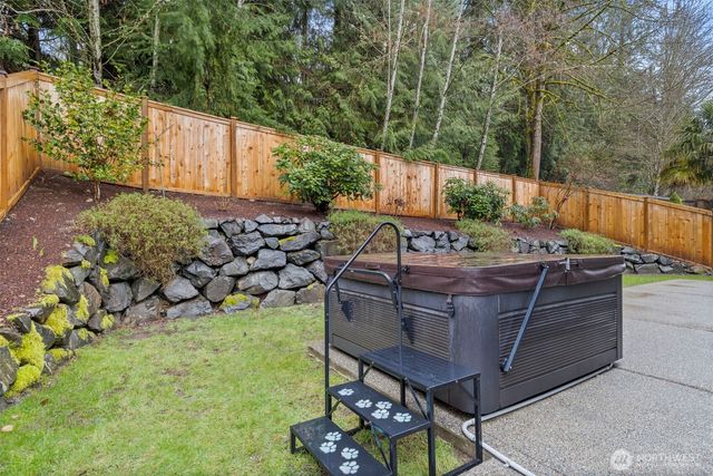 28113 150th Place SE, Kent, WA 98042