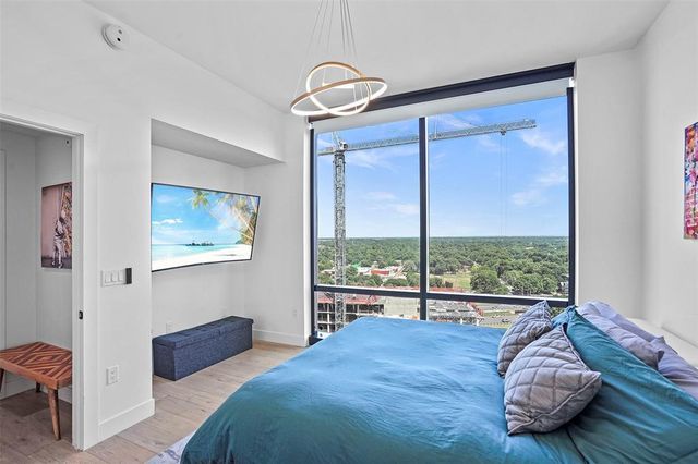 70 Rainey ST 1409, Austin, TX 78701