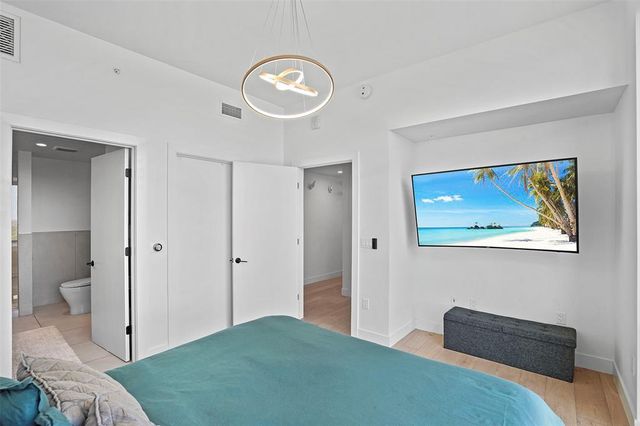 70 Rainey ST 1409, Austin, TX 78701