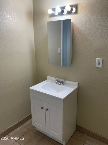 1701 E HARVARD Street frnt hs, Phoenix, AZ 85006